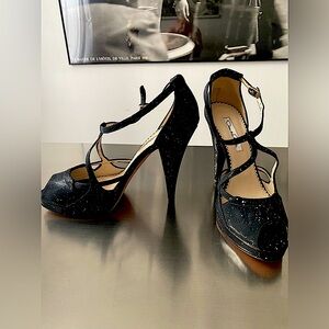 OSCAR DE LA RENTA PLATFORM OPEN TOE HEELED SHOE, size 38(8)